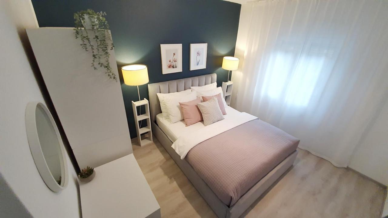 Seaview Apartment With Balcony And Terrace Barac ซริกเวนิซา ภายนอก รูปภาพ